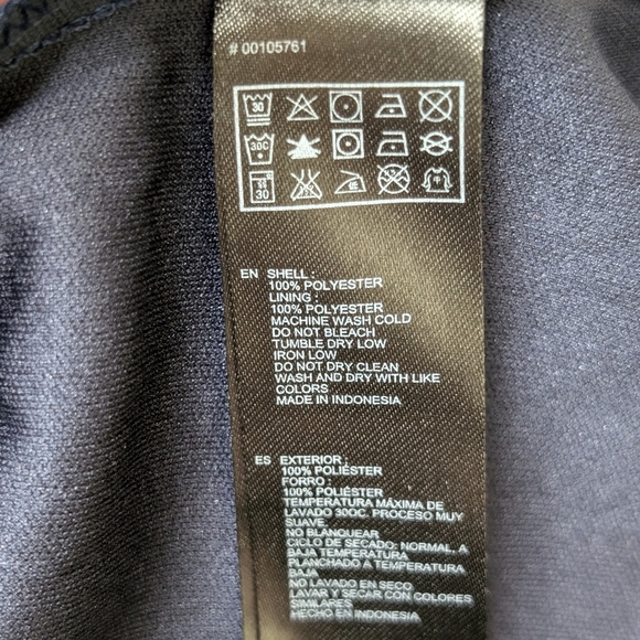 Mini Dress - Blue and White Patterned - Picture 5 of 10